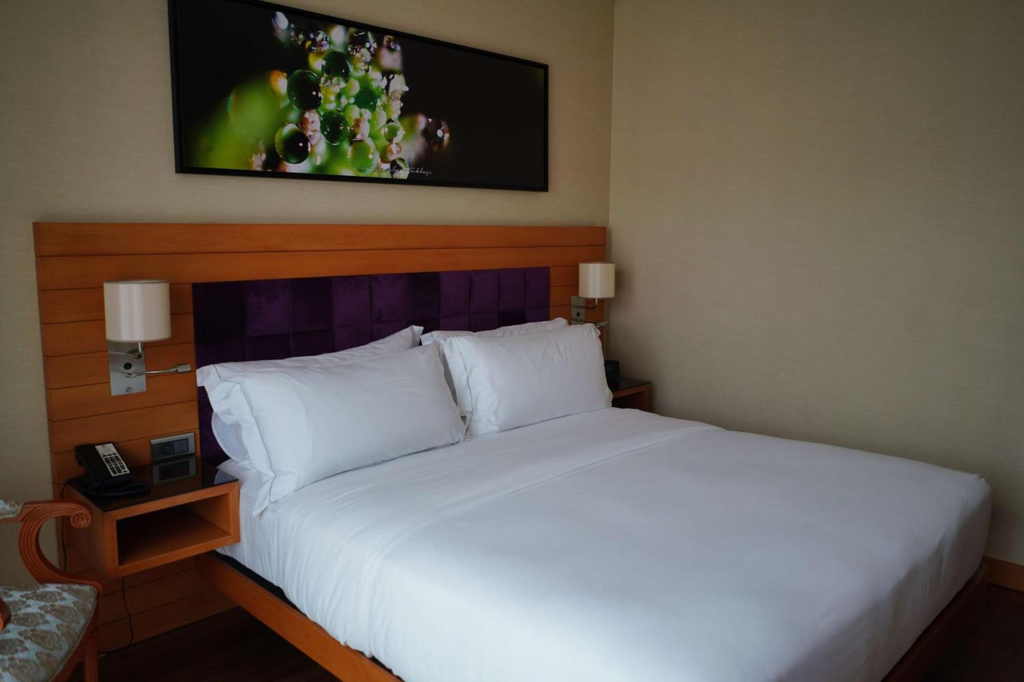 Doubletree By Hilton Hotel