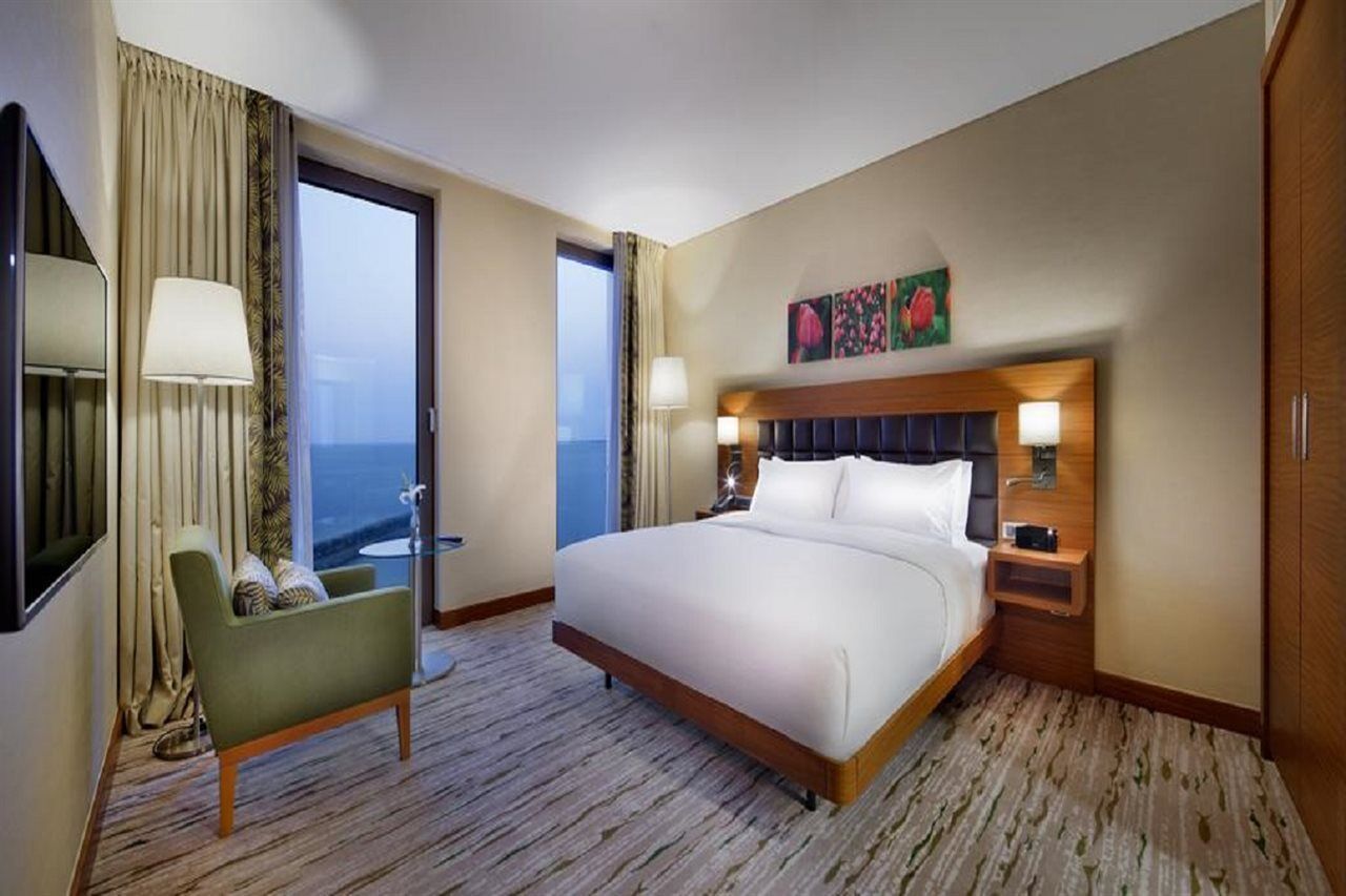 Doubletree By Hilton Hotel